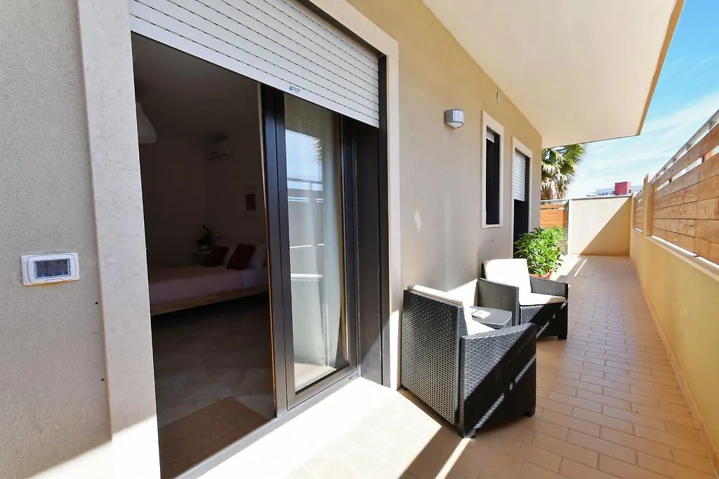Urban Suite Lecce 0*,  Italy
